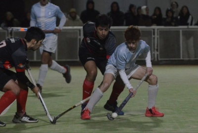 Hockey: El equipo de Ezequiel Mu&ntilde;oz se quedo con el cl&aacute;sico ante el vigente pentacampe&oacute;n El Nacional