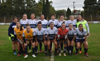 F&uacute;tbol femenino: todo sigue igual en lo m&aacute;s alto de la Liga Regional de F&uacute;tbol