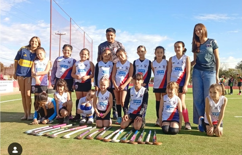 Hockey: Segundo encuentro para las formativas del Club A. Ventana