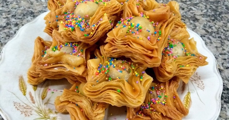 Venta de pastelitos para colaborar con el hockey de Uni&oacute;n