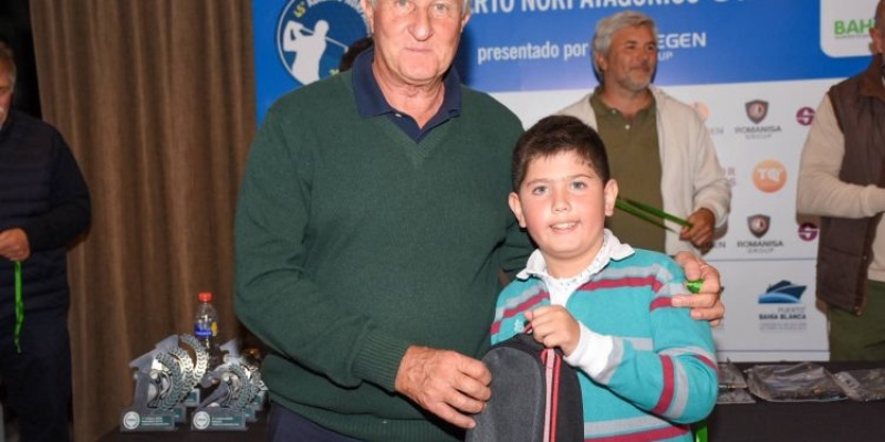 Tob&iacute;as Garc&iacute;a brilla en el Torneo Norpatag&oacute;nico Junior en el Golf Club Palihue
