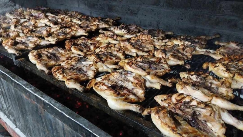 Automoto vuelve con su tradicional pollada para este feriado