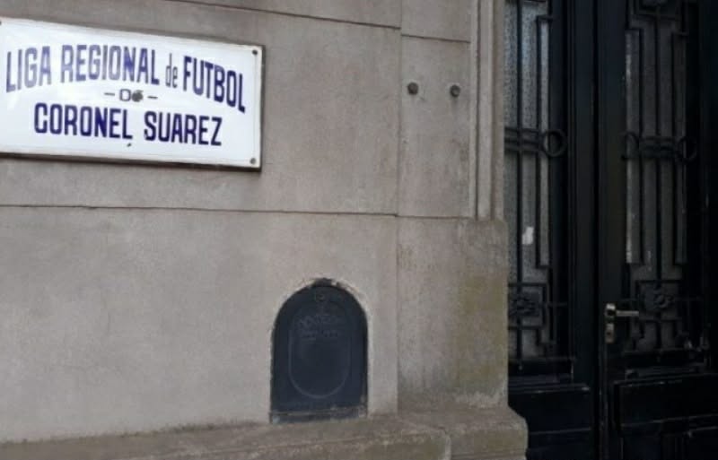 La Liga Regional de F&uacute;tbol de Coronel Su&aacute;rez cumple 105 a&ntilde;os &nbsp; &nbsp;